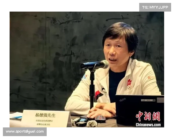 香港赛区从3万志愿者中选拔1.8万人，正接受专业培训